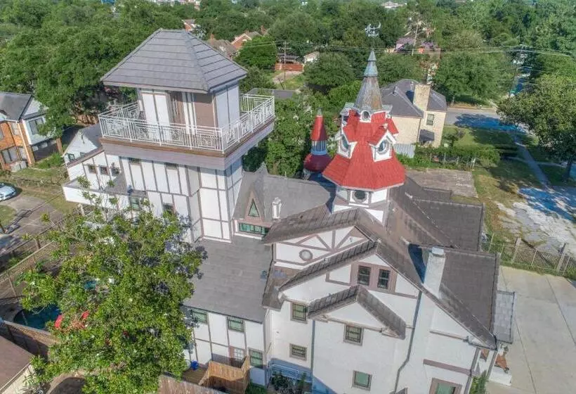 تختخواب و صبحانه Houston Towers, Downtown Med Ctr, Nrg, Adults Only