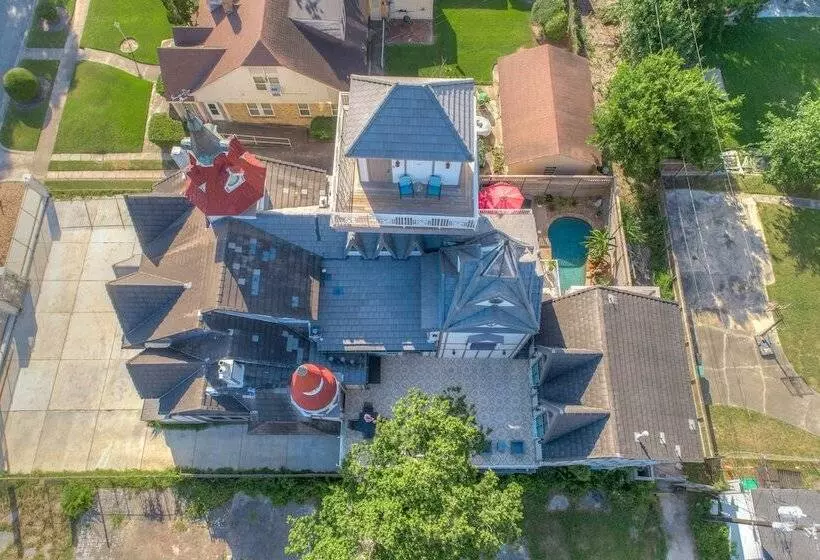 تختخواب و صبحانه Houston Towers, Downtown Med Ctr, Nrg, Adults Only