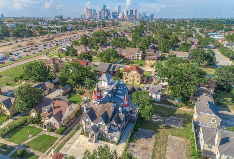 Bed and Breakfast Houston Towers, Downtown Med Ctr, Nrg, Adults Only