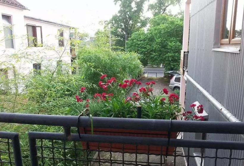 پانسیون Marinas Guesthouse