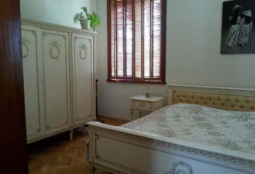 پانسیون Marinas Guesthouse