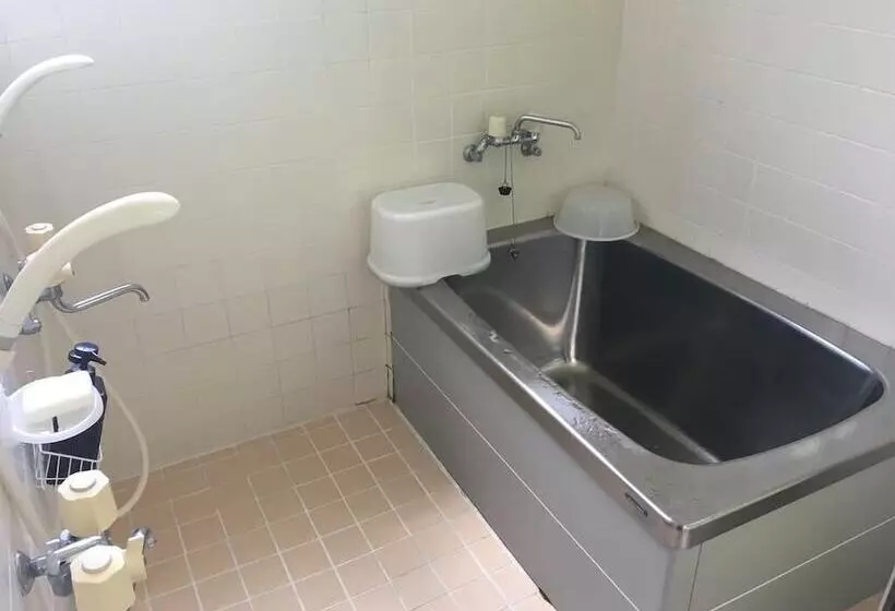 Majatalo Minami Onna Tropical