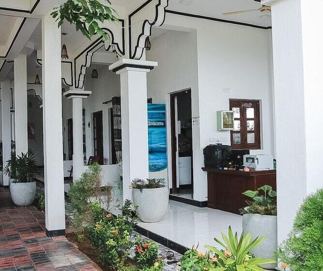 Pensió Sunset View Beach