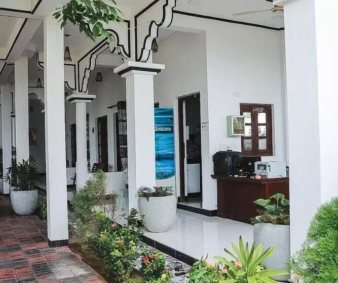 Majatalo Sunset View Beach