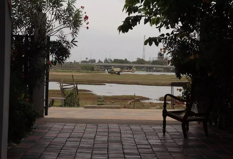 Majatalo Sunset View Beach