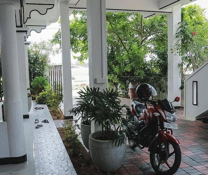 Pensió Sunset View Beach