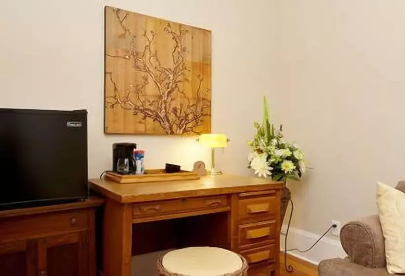 Retkeilymaja Cheltenham Suites