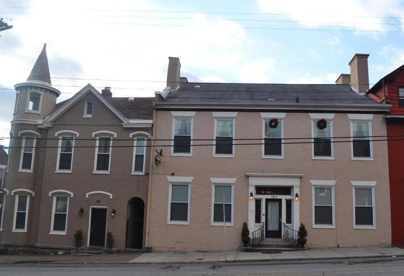 הוסטל Cumberland Inn And Spa