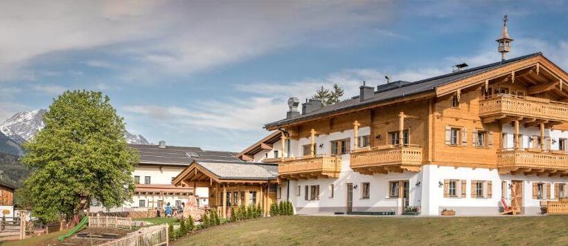 בית מלון כפרי Klampfererhof