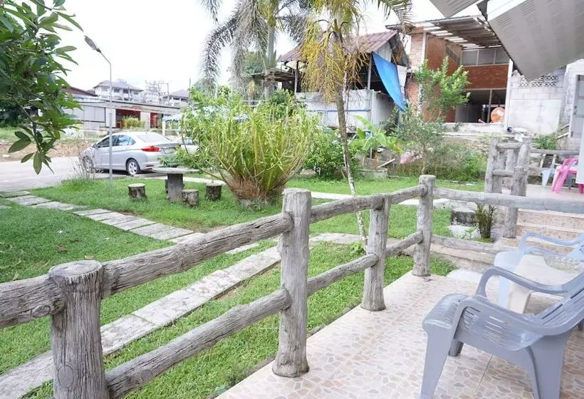 پانسیون Dahla House Ranong