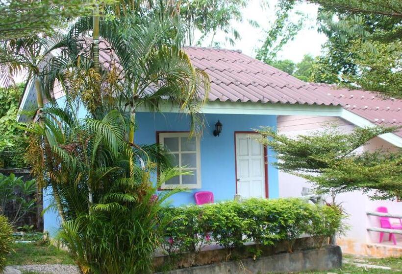 Пансион Dahla House Ranong