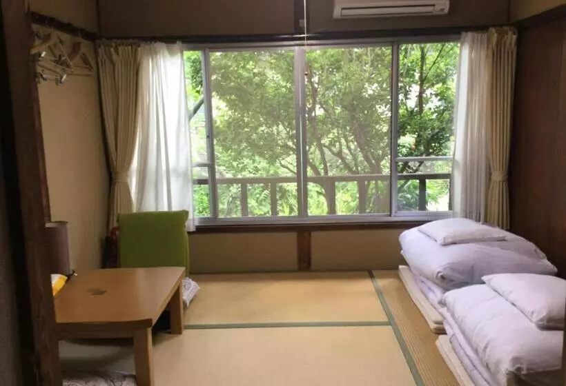 ペンション Guesthouse Tamura