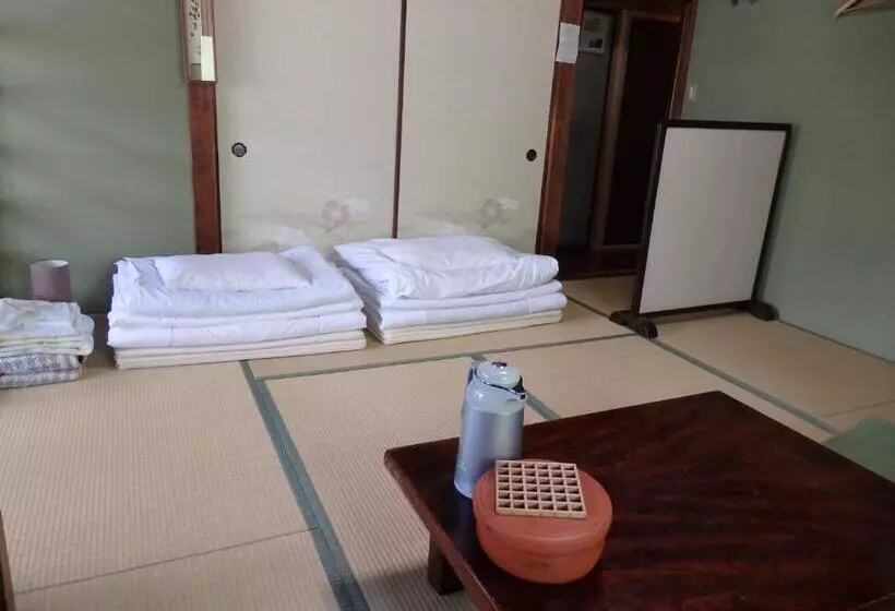 ペンション Guesthouse Tamura
