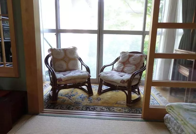 ペンション Guesthouse Tamura