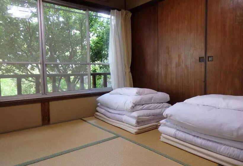 ペンション Guesthouse Tamura