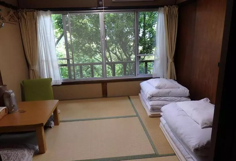 ペンション Guesthouse Tamura