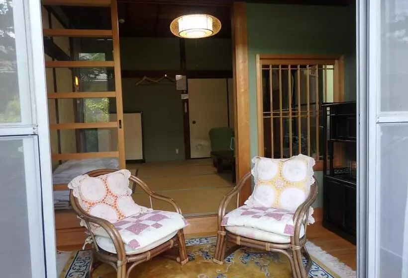 ペンション Guesthouse Tamura