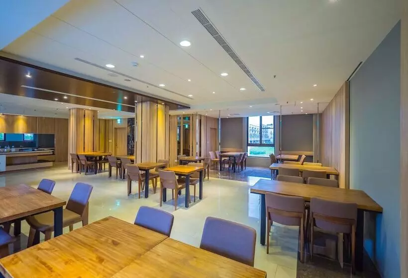 薇風情汽車旅館   鳳山館