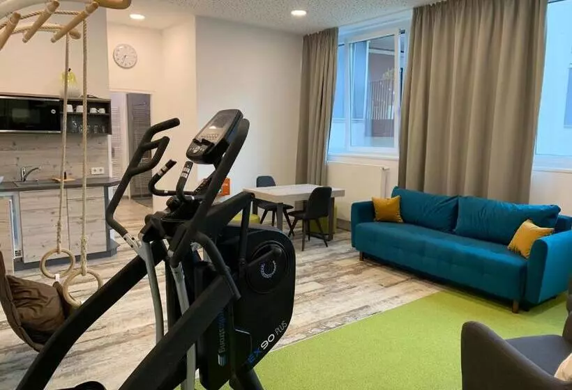 ペンション Aparthotel Backstage