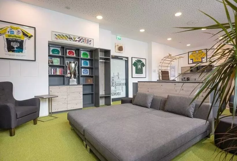 ペンション Aparthotel Backstage