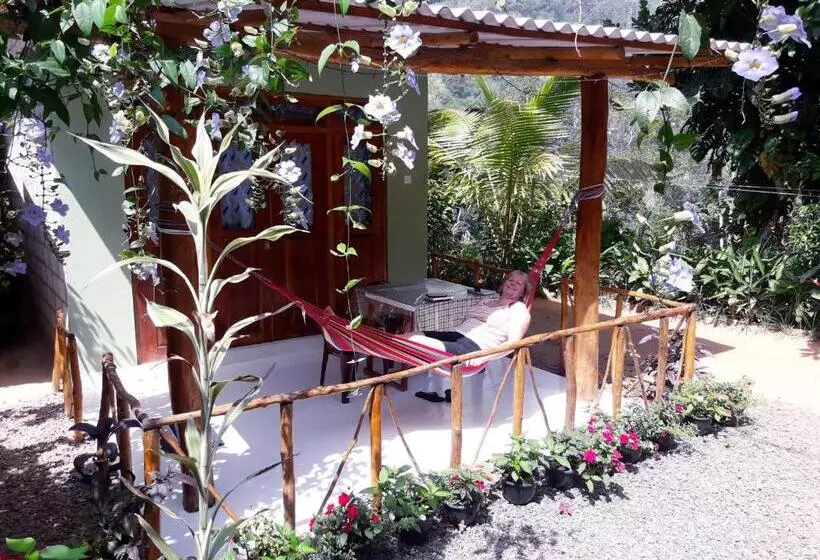 پانسیون Ella Secret Paradise