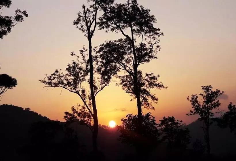 پانسیون Ella Secret Paradise