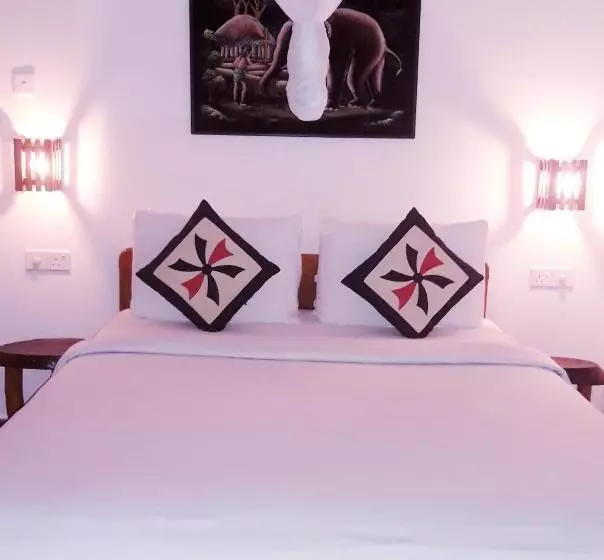 پانسیون Ella Secret Paradise