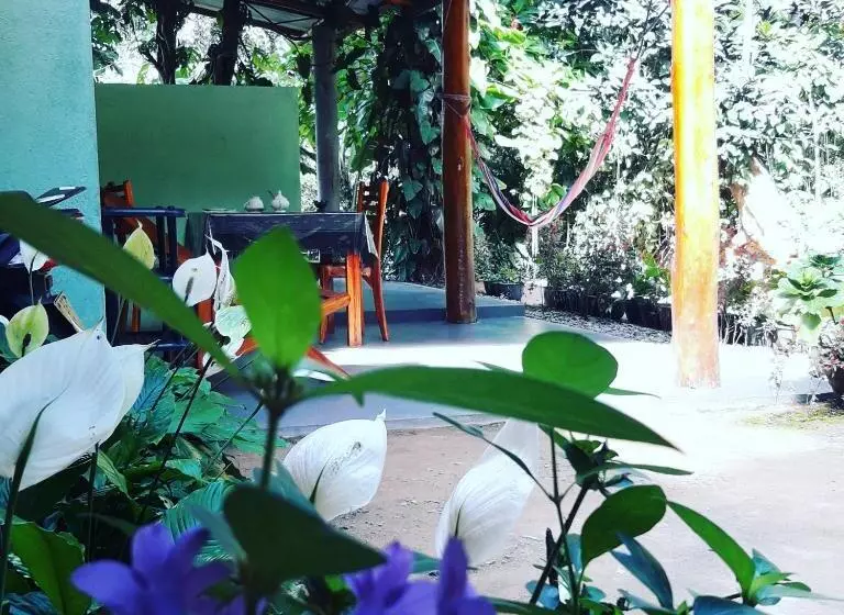 پانسیون Ella Secret Paradise