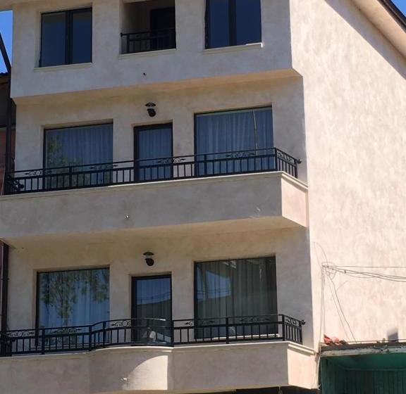 بنسيون Guest House Pautalya