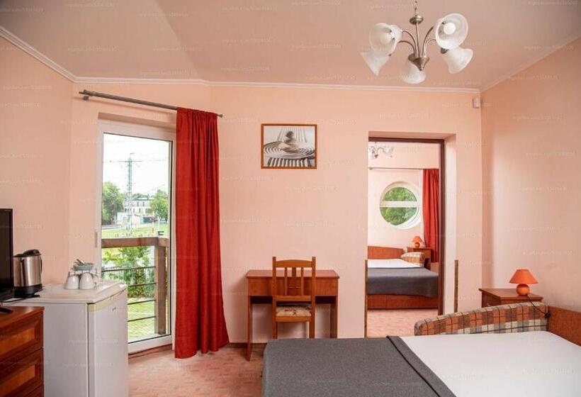 פנסיון Sorompó Vendégház