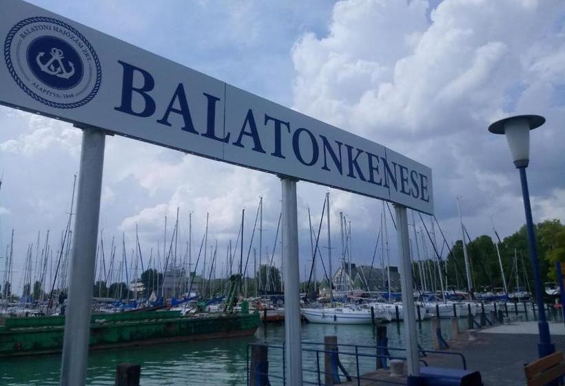 פנסיון Sorompó Vendégház