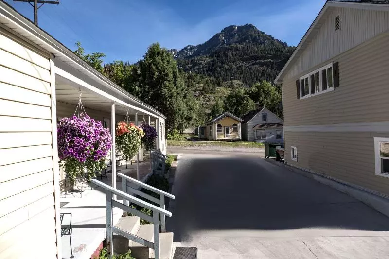 Retkeilymaja Abram Inn & Suites