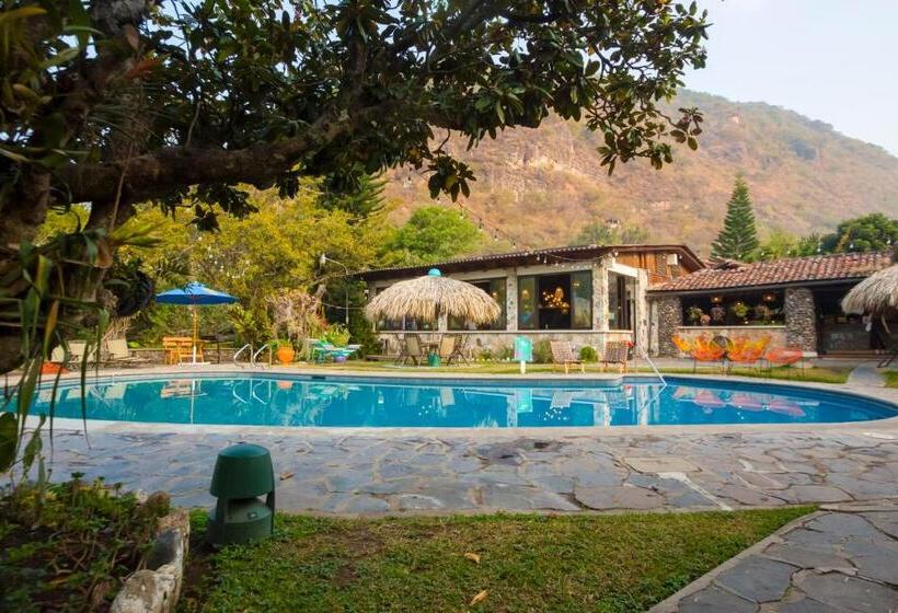 Отель Socialtel Atitlan Formerly Selina Atitlan