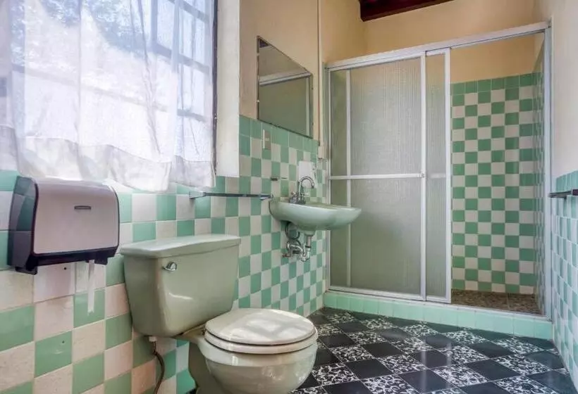 هتل Socialtel Atitlan   Formerly Selina Atitlan