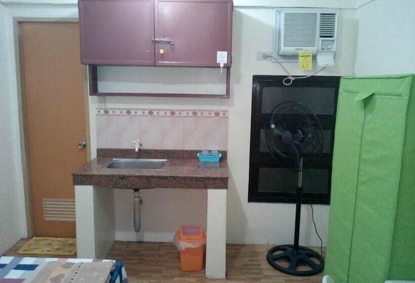 Pensjonat Budget Studio Unit In Makati