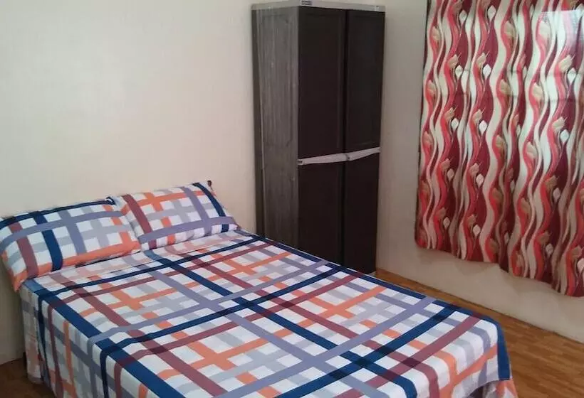 پانسیون Budget Studio Unit In Makati