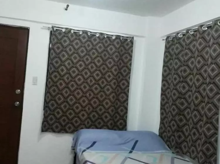 پانسیون Budget Studio Unit In Makati