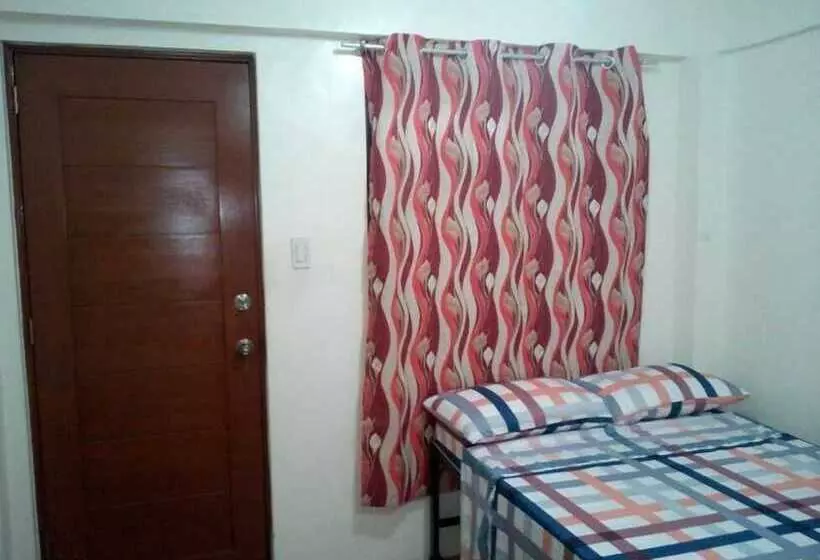 پانسیون Budget Studio Unit In Makati