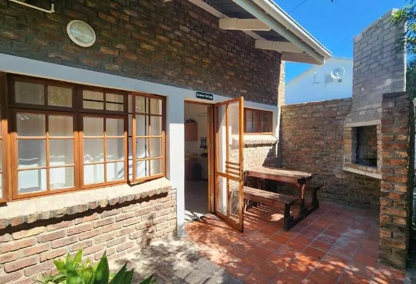 Majatalo Country Village