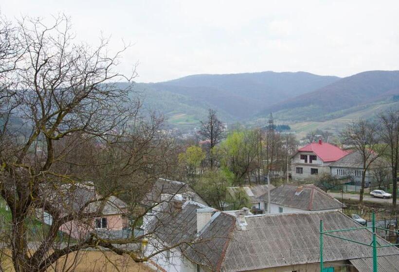 پانسیون Liubava