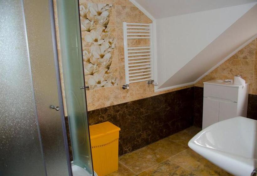 پانسیون Liubava