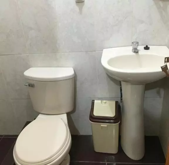 پانسیون Rumi Sonqo Hostel