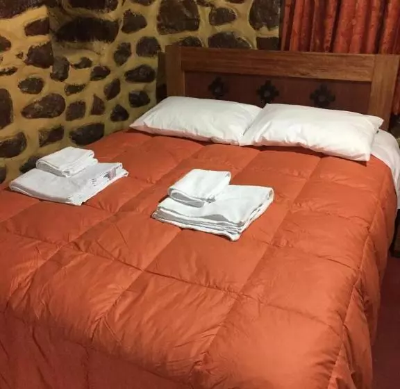 پانسیون Rumi Sonqo Hostel