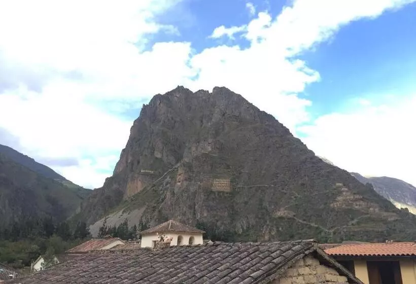 پانسیون Rumi Sonqo Hostel