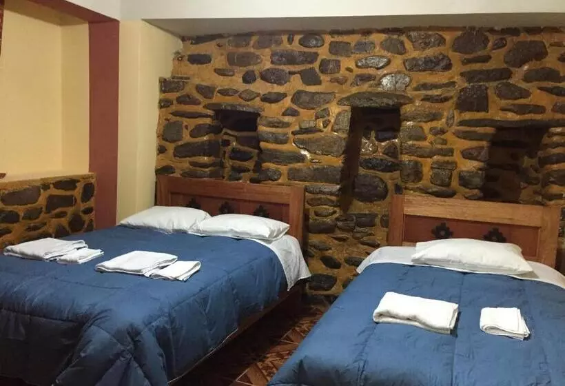 پانسیون Rumi Sonqo Hostel