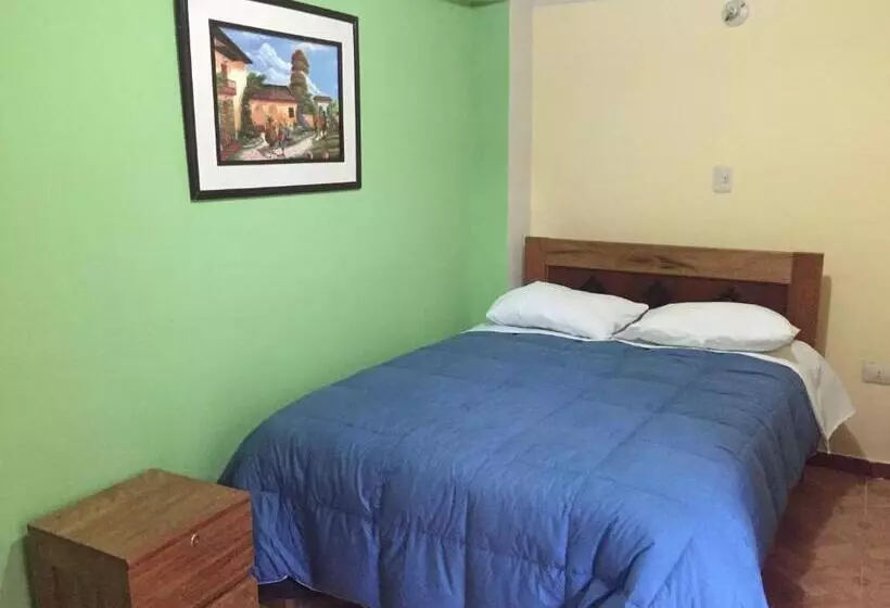 پانسیون Rumi Sonqo Hostel