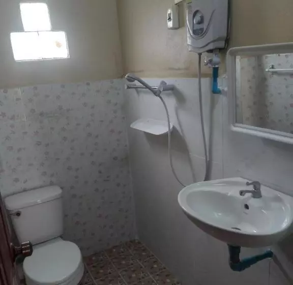 ペンション Lamorn Guesthouse