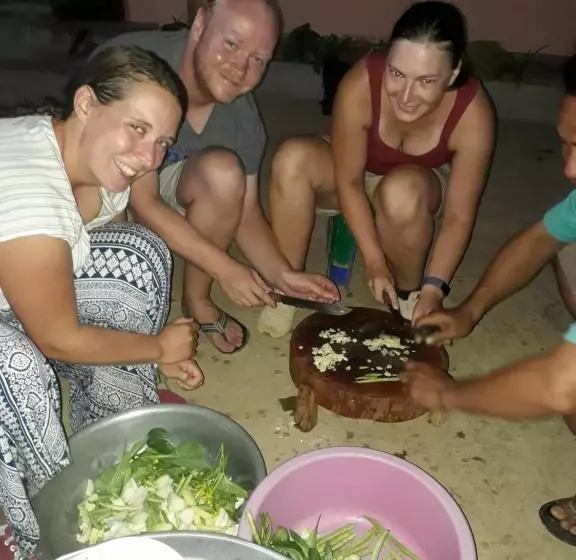 ペンション Lamorn Guesthouse