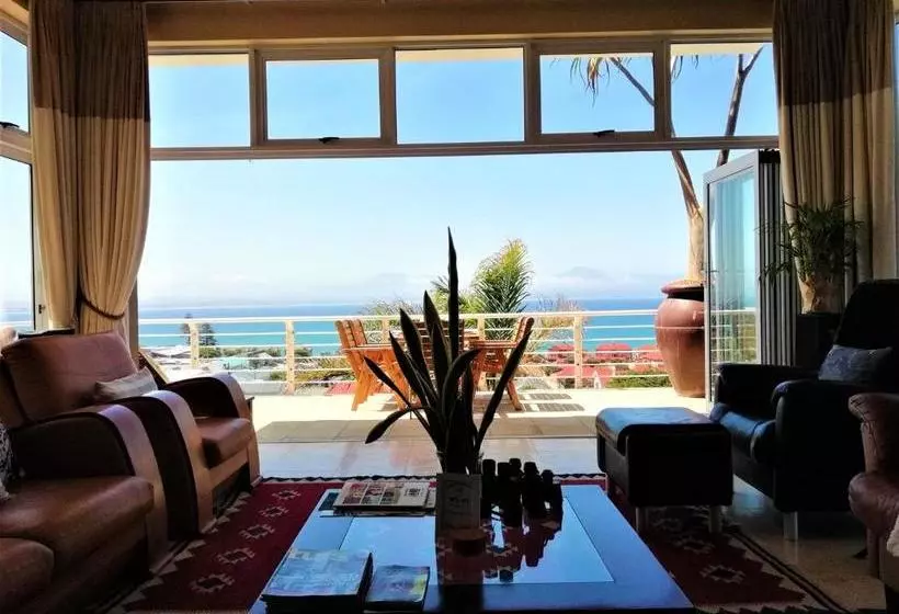 Majatalo 4 On Montagu