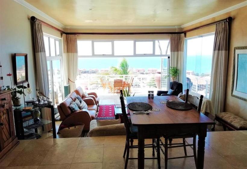 פנסיון 4 On Montagu